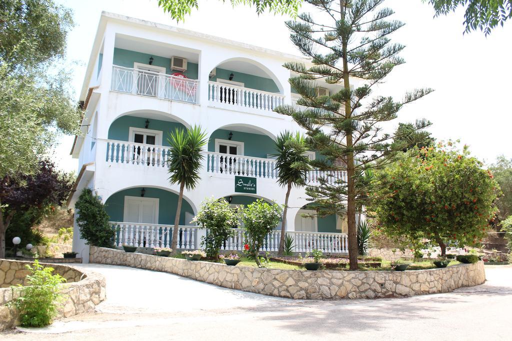 Smile'S Studios Tsilivi  Exteriér fotografie